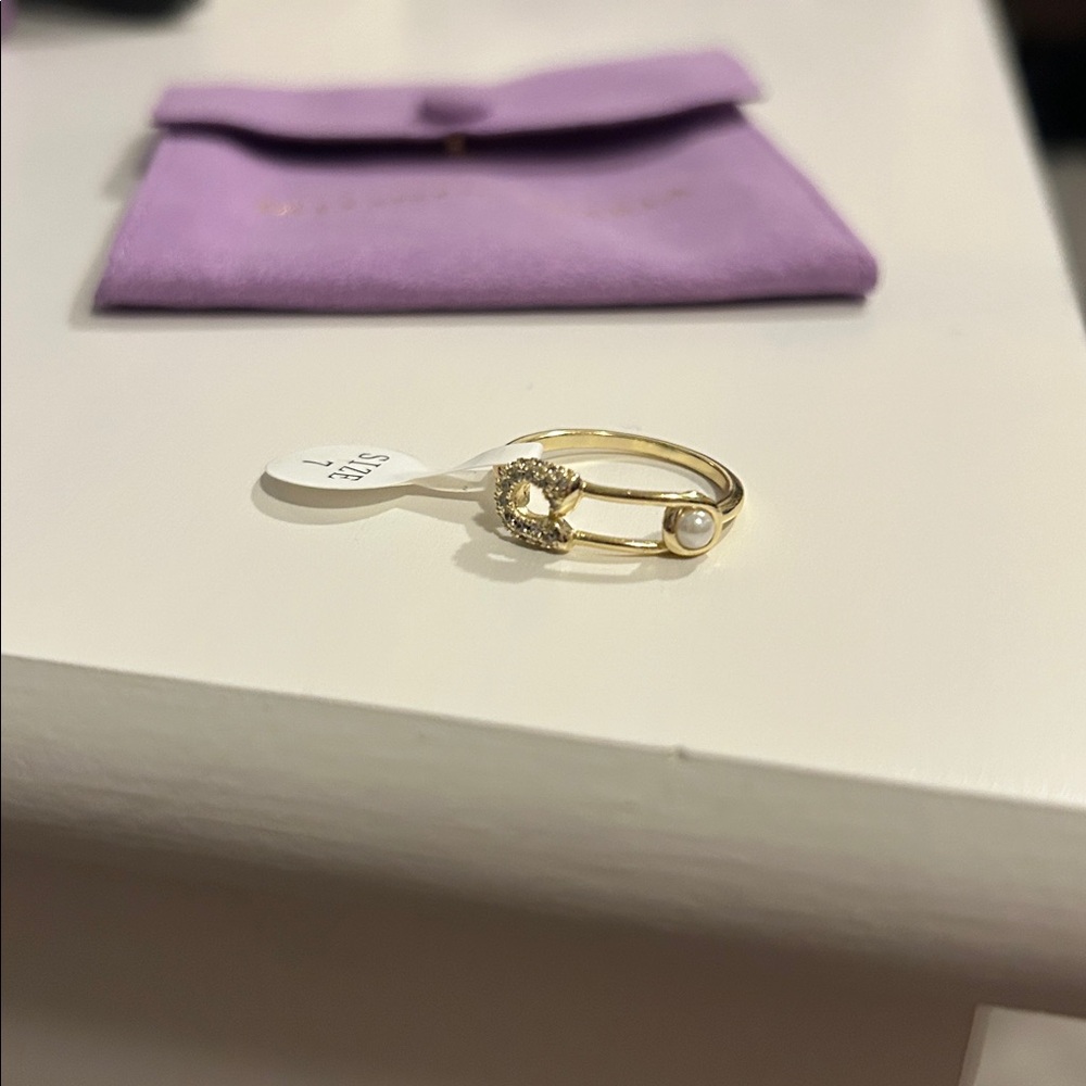 Melinda Maria Gold Ring with Pearl and Simulated Diamonds - Picture 4 of 4